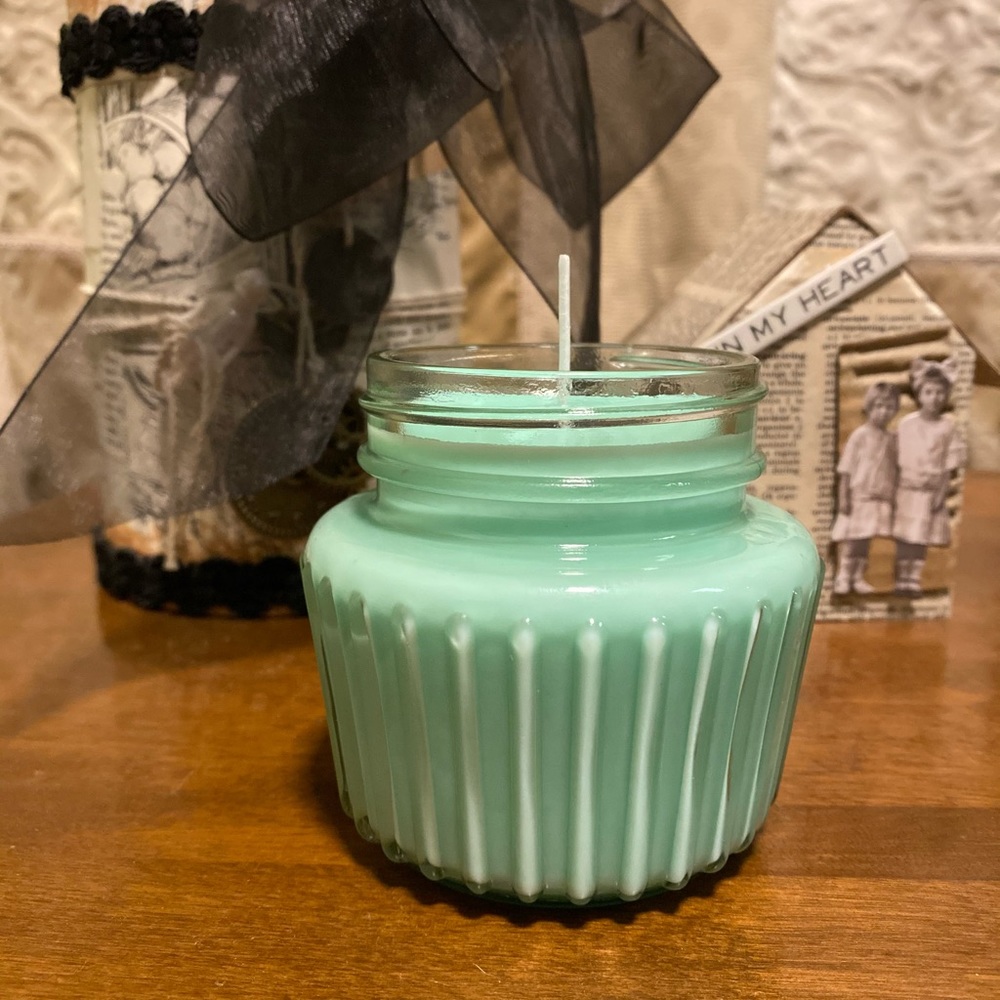 Hand made candle 10oz